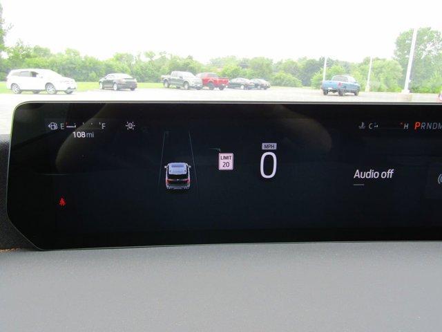 Photo of 2025 Gray Ford Expedition