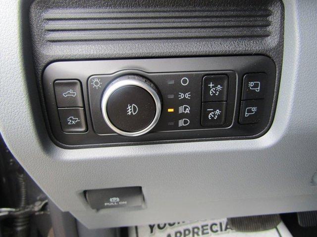 Photo of 2025 Carbonized Gray Metallic Ford F-250