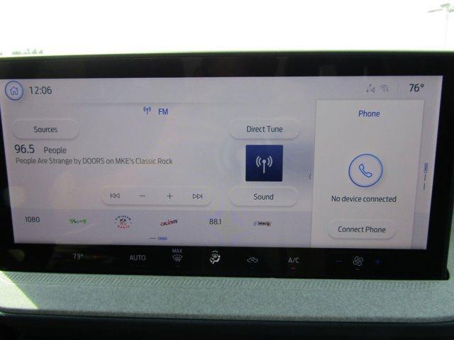 Photo of 2025 Green Ford Maverick