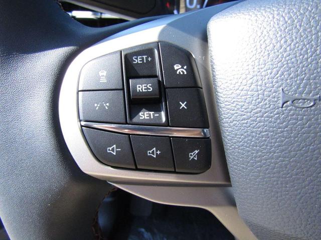 Photo of 2025 Agate Black Metallic Ford Explorer