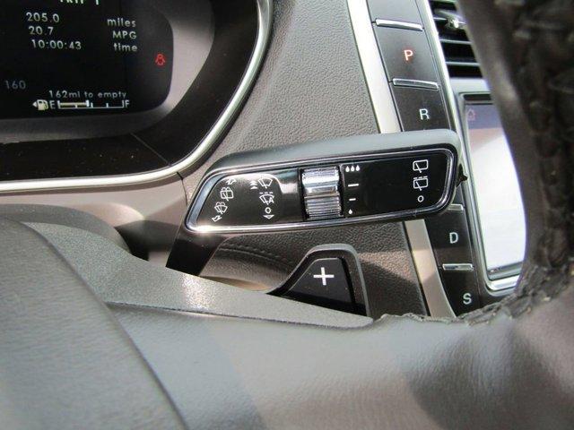 Photo of 2020 Magnetic Gray Lincoln Nautilus