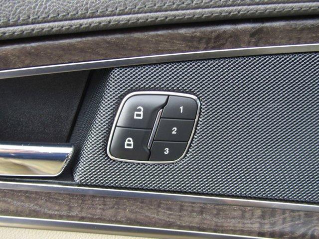 Photo of 2020 Magnetic Gray Lincoln Nautilus