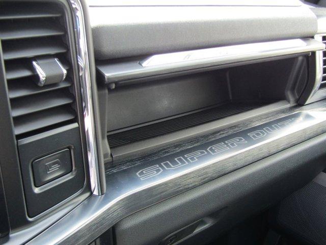 Photo of 2025 Star White Ford F-350