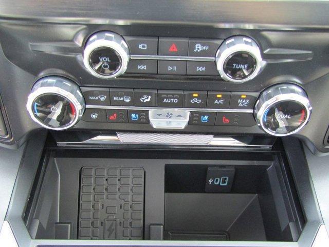 Photo of 2025 Star White Ford F-350