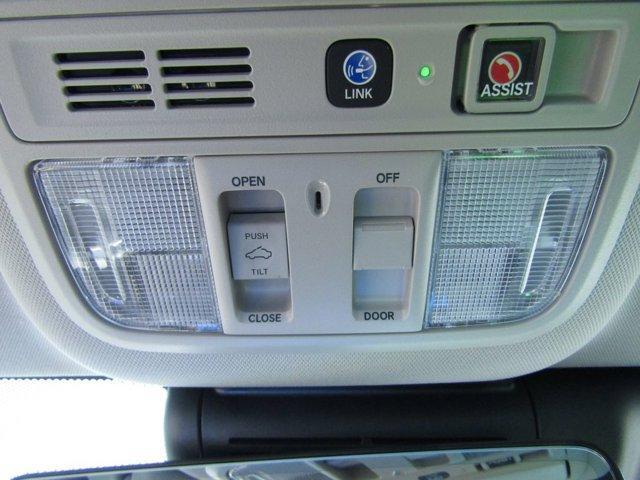 Photo of 2022 Platinum White Pearl Honda Accord Hybrid
