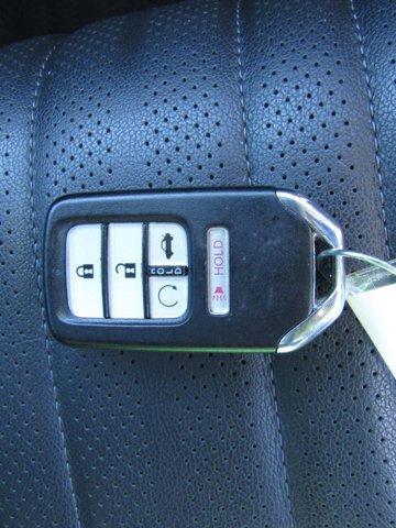 Photo of 2022 Platinum White Pearl Honda Accord Hybrid