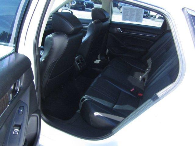 Photo of 2022 Platinum White Pearl Honda Accord Hybrid