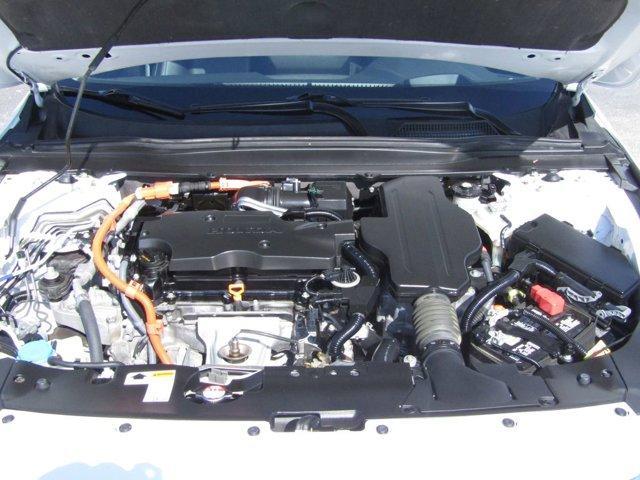 Photo of 2022 Platinum White Pearl Honda Accord Hybrid