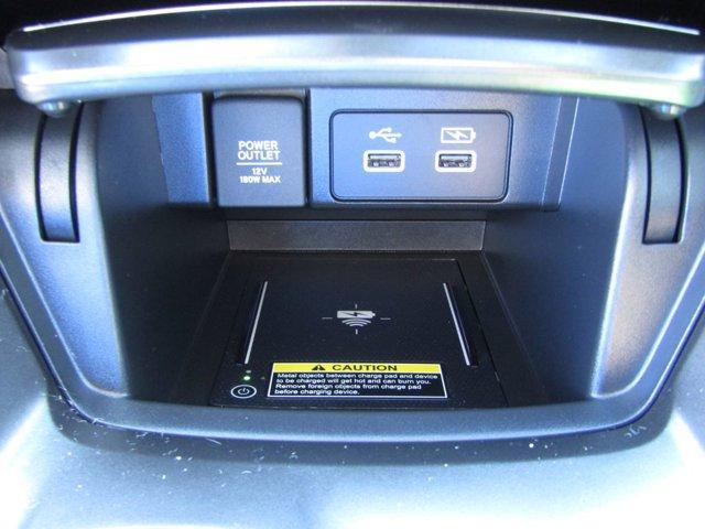 Photo of 2022 Platinum White Pearl Honda Accord Hybrid
