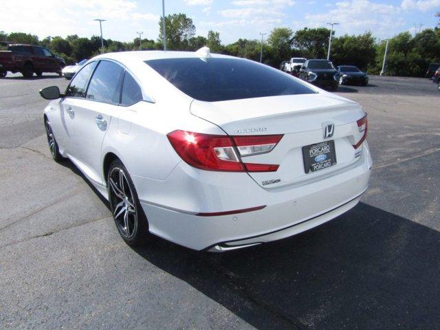 Photo of 2022 Platinum White Pearl Honda Accord Hybrid