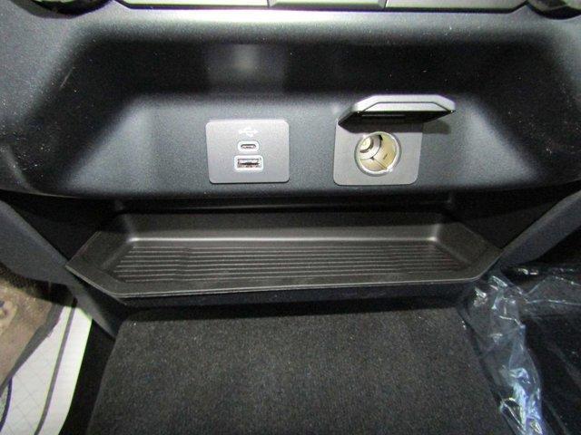 Photo of 2024 Oxford White Ford F-250