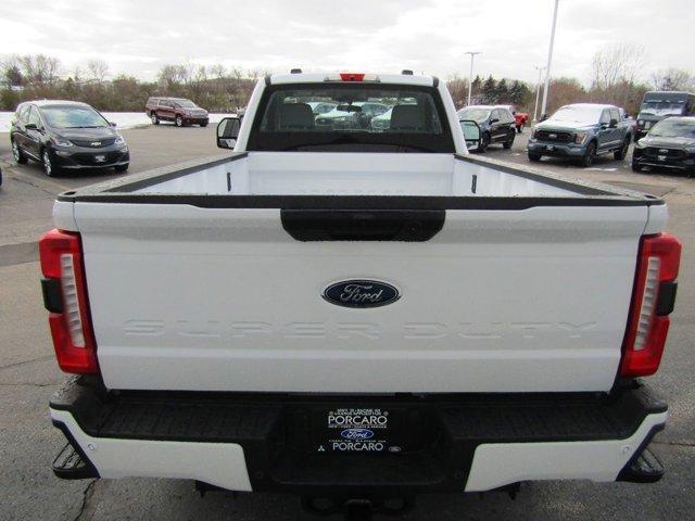Photo of 2024 Oxford White Ford F-250