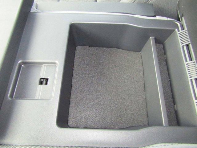 Photo of 2024 Oxford White Ford F-250