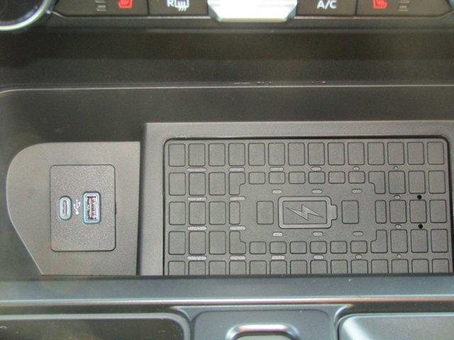 Photo of 2024 Oxford White Ford F-150