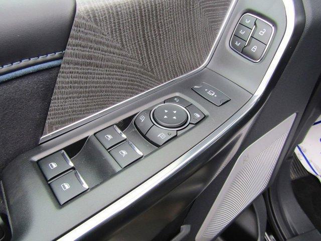 Photo of 2025 Black Metallic Ford F-350