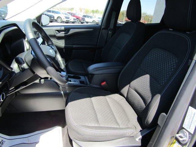 Photo of 2024 Carbonized Gray Metallic Ford Escape