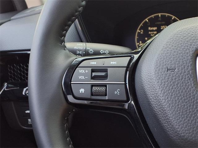 Photo of 2025 sparkle silver metallic Honda CR-V