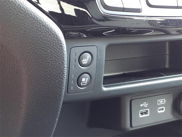 Photo of 2025 Platinum White Pearl Honda Ridgeline
