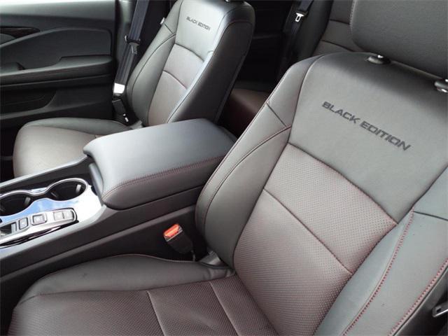 Photo of 2025 Platinum White Pearl Honda Ridgeline