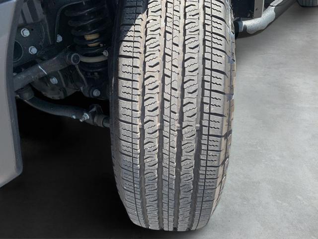 Photo of 2024 Granite Crystal Clearcoat Metallic Jeep Wrangler