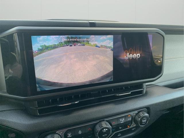 Photo of 2024 Granite Crystal Clearcoat Metallic Jeep Wrangler