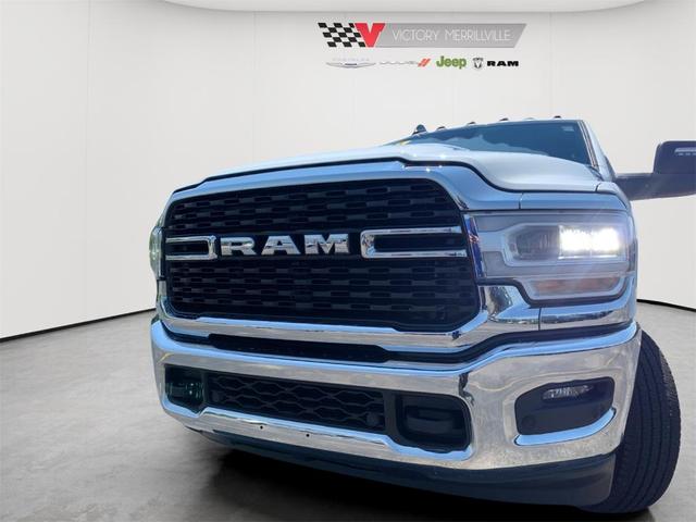 Photo of 2024 Bright White Clearcoat RAM 2500