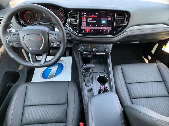 Photo of 2025 DB Black Crystal Clearcoat Dodge Durango