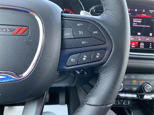 Photo of 2025 DB Black Crystal Clearcoat Dodge Durango