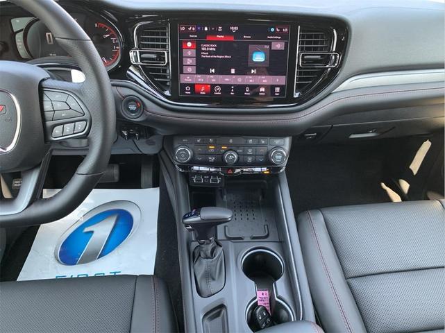 Photo of 2025 DB Black Crystal Clearcoat Dodge Durango