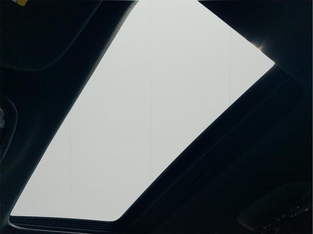 Photo of 2025 DB Black Crystal Clearcoat Dodge Durango