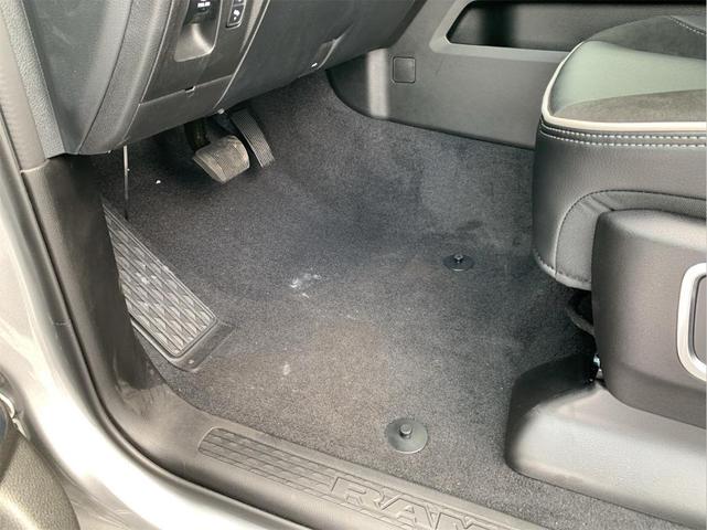Photo of 2025 Billet Silver Metallic Clearcoat RAM 1500