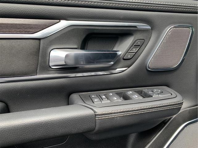 Photo of 2025 Billet Silver Metallic Clearcoat RAM 1500