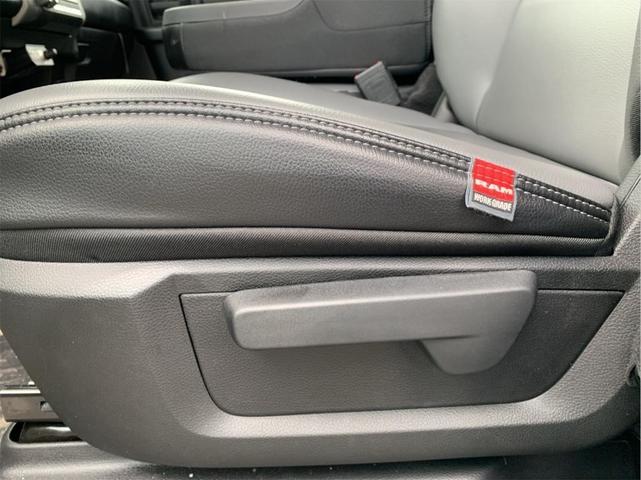 Photo of 2024 Bright White Clearcoat RAM 2500
