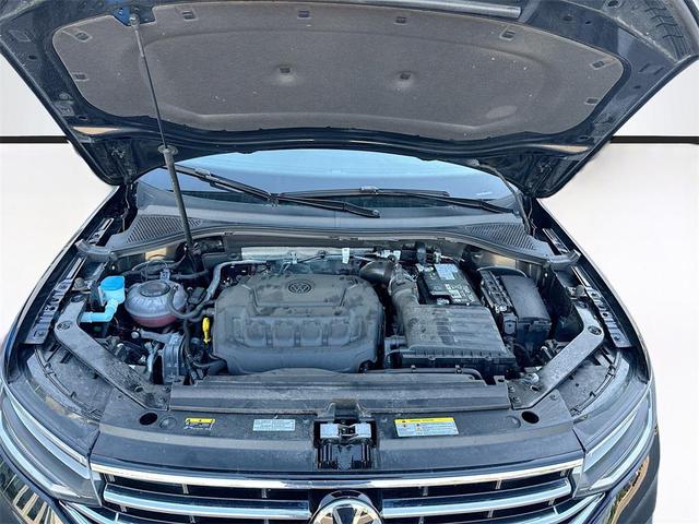 Photo of 2024 Deep Black Volkswagen Tiguan
