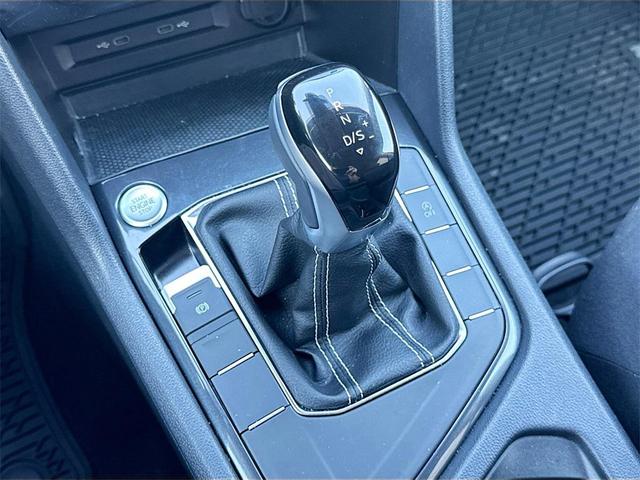 Photo of 2024 Deep Black Volkswagen Tiguan