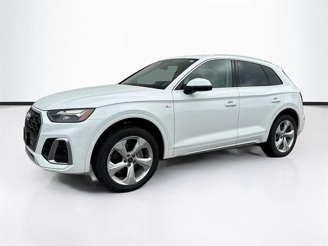 Photo of 2022 Ibis White Audi Q5