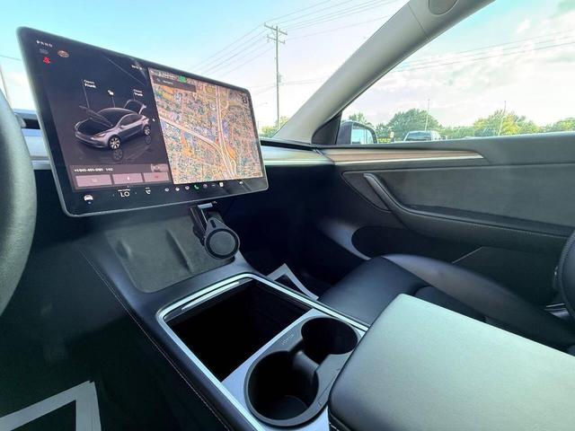 Photo of 2023 Gray Tesla Model Y