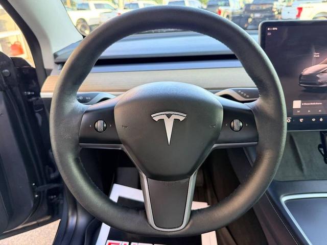 Photo of 2023 Gray Tesla Model Y