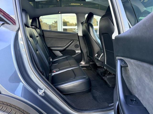 Photo of 2023 Gray Tesla Model Y