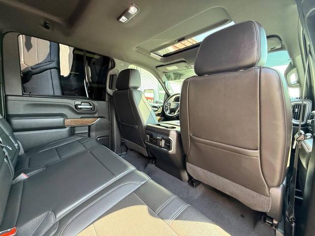 Photo of 2022 Summit White Chevrolet Silverado 2500