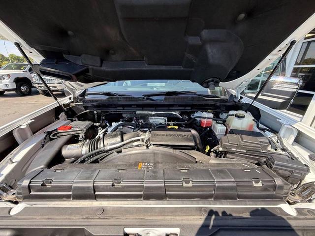 Photo of 2022 Summit White Chevrolet Silverado 2500