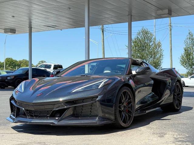 Photo of 2023 Carbon Flash Metallic Chevrolet Corvette