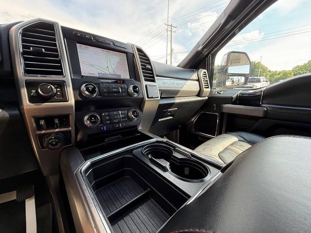 Photo of 2021 Star White Ford F-250