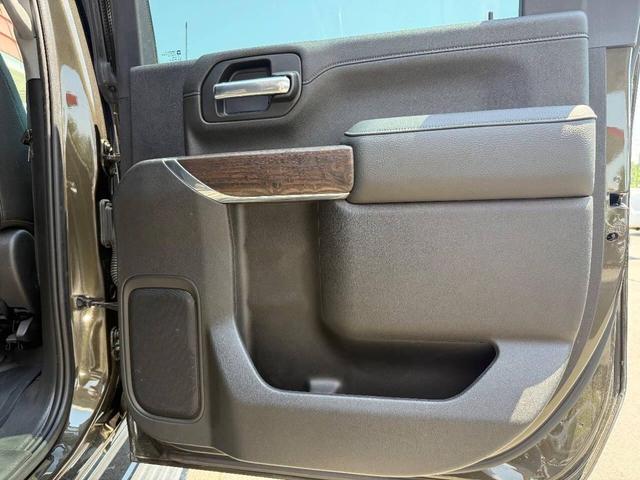 Photo of 2023 Forest Metallic GMC Sierra 2500