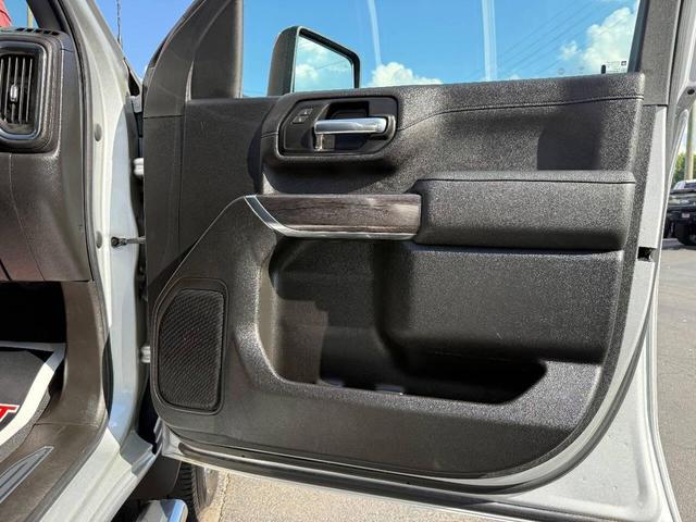 Photo of 2021 Silver Ice Chevrolet Silverado 3500