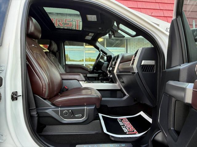 Photo of 2017 White Platinum Ford F-250