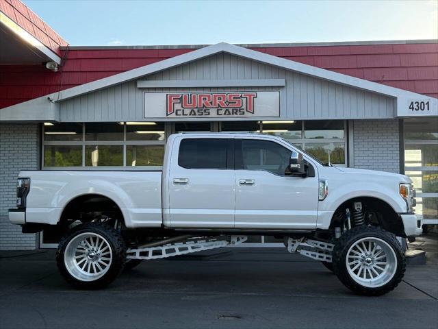 Photo of 2017 White Platinum Ford F-250