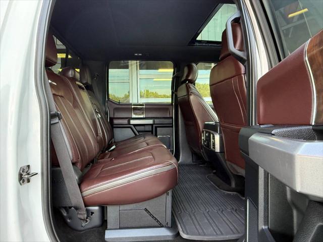 Photo of 2017 White Platinum Ford F-250