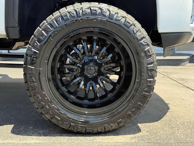 Photo of 2022 Summit White GMC Sierra 3500