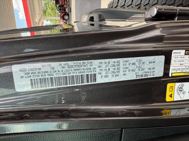 Photo of 2018 Granite Crystal Metallic Jeep Wrangler Unlimited